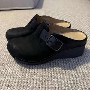 Dansko CAIA MILLED NUBUCK MULE BUCKLE SHOES 37